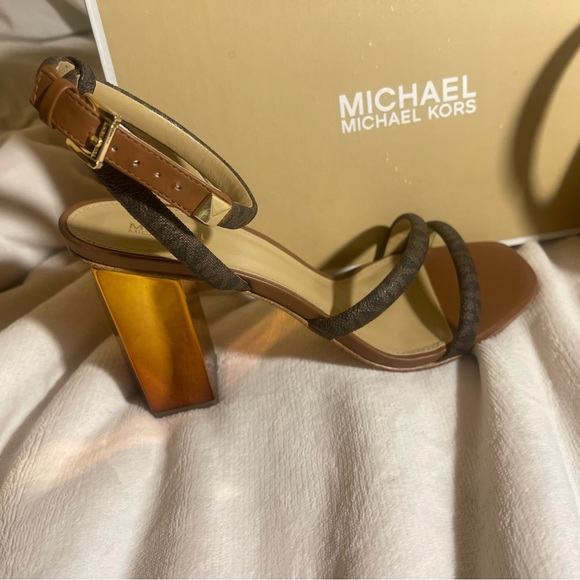 MICHAEL Michael Kors Brown and Gold 3 inch heels leather ankle strap Womens 8M - Picture 2 of 10
